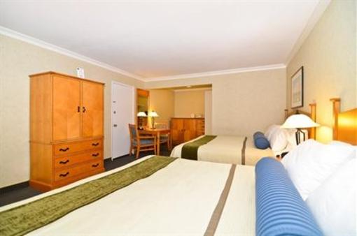 фото отеля BEST WESTERN University Lodge