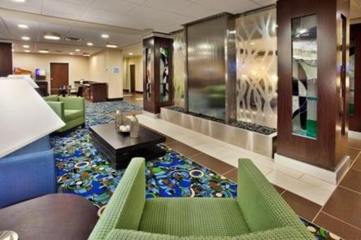 фото отеля Holiday Inn Express & Suites Atlanta Airport West - Camp Creek