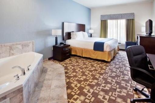 фото отеля Holiday Inn Express & Suites Atlanta Airport West - Camp Creek