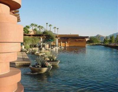 фото отеля Holiday Inn Express Hotel & Suites Rancho Mirage
