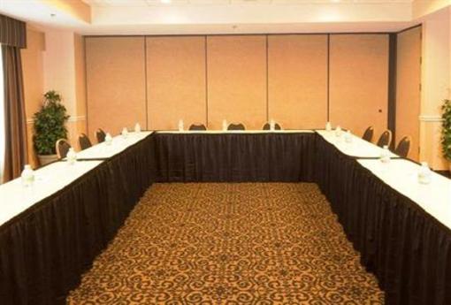 фото отеля Hampton Inn & Suites Jacksonville-Airport