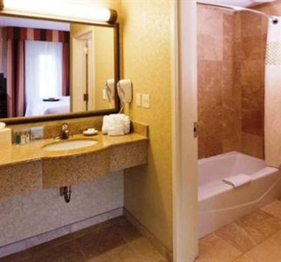 фото отеля Hampton Inn & Suites Jacksonville-Airport