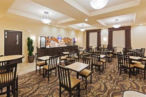 фото отеля Holiday Inn Express Oklahoma City Northwest