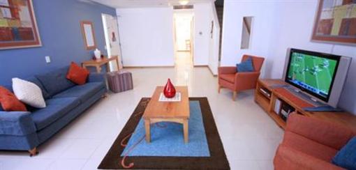 фото отеля Coolum Seaside Apartments