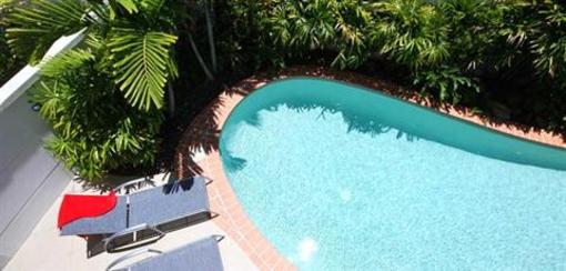 фото отеля Coolum Seaside Apartments