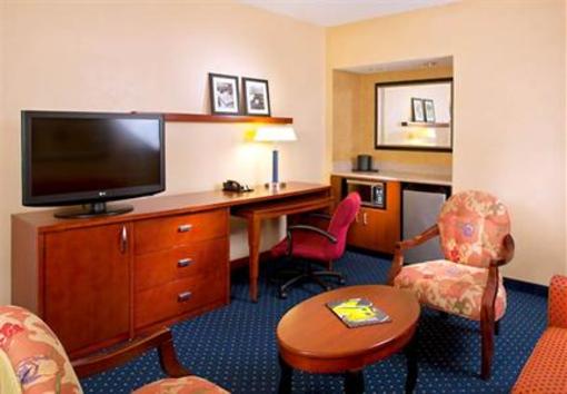 фото отеля Courtyard by Marriott Memphis Airport
