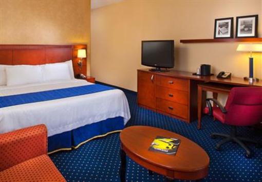 фото отеля Courtyard by Marriott Memphis Airport