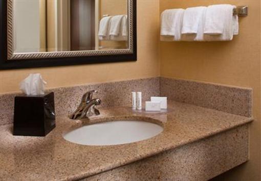 фото отеля Courtyard by Marriott Memphis Airport