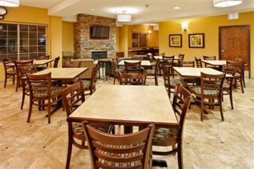 фото отеля Holiday Inn Express Hotel & Suites Jantzen Beach Portland