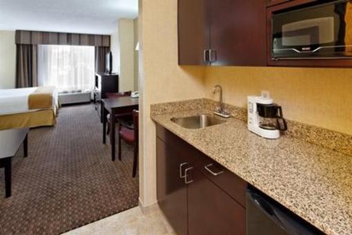 фото отеля Holiday Inn Express Hotel & Suites Jantzen Beach Portland