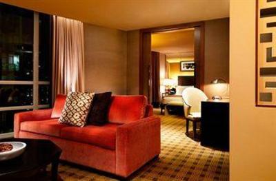 фото отеля Loden Hotel Vancouver