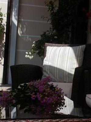 фото отеля Small Hotel Royal