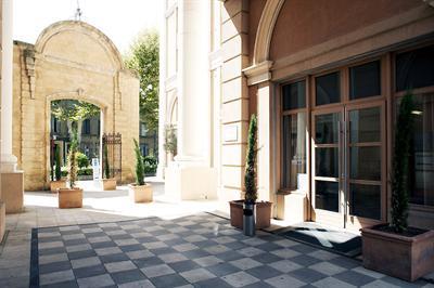 фото отеля Hotel du Soleil Aix en Provence - L'Atrium