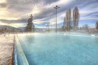 фото отеля Fairmont Hot Springs Resort