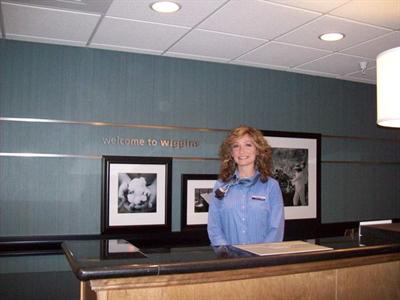 фото отеля Hampton Inn & Suites Wiggins