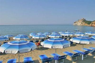 фото отеля Camping Village Baia Azzurra Club