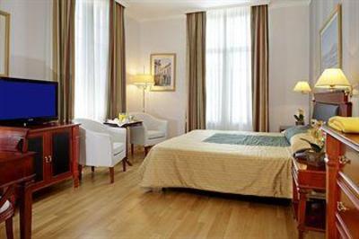 фото отеля Theoxenia Palace Hotel