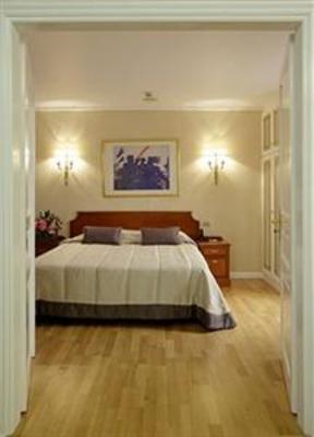 фото отеля Theoxenia Palace Hotel