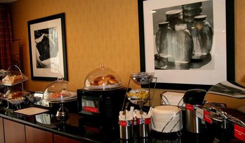 фото отеля Hampton Inn Youngstown West I-80