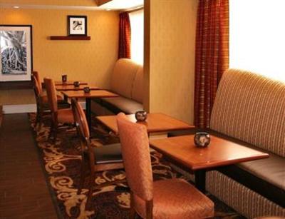 фото отеля Hampton Inn Youngstown West I-80
