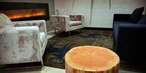фото отеля Sandman Signature Hotel & Suites Prince George