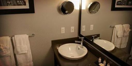 фото отеля Sandman Signature Hotel & Suites Prince George
