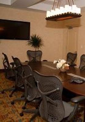 фото отеля Hilton Garden Inn Watertown Thousand Islands