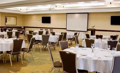 фото отеля Hilton Garden Inn Watertown Thousand Islands