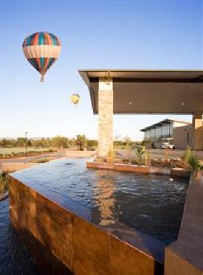 фото отеля Crowne Plaza Hunter Valley