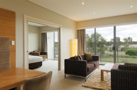 фото отеля Crowne Plaza Hunter Valley