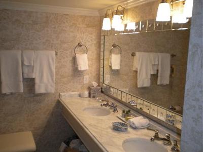 фото отеля Saybrook Point Inn & Spa