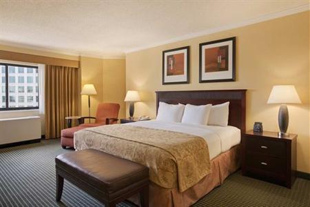 фото отеля Hilton Hotel Arlington (Virginia)