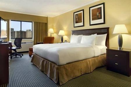 фото отеля Hilton Hotel Arlington (Virginia)