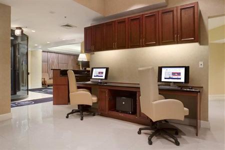фото отеля Hilton Hotel Arlington (Virginia)