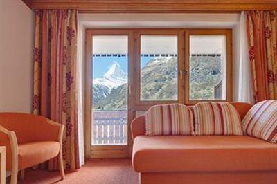 фото отеля Alpenroyal Swiss Quality Hotel Zermatt