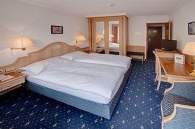 фото отеля Alpenroyal Swiss Quality Hotel Zermatt