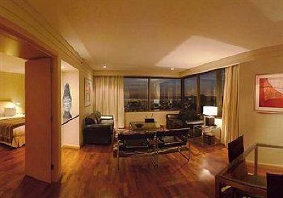 фото отеля Boulevard Suites