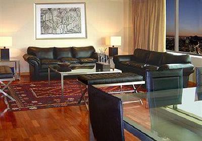фото отеля Boulevard Suites