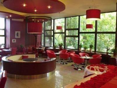 фото отеля Hotel Gromada Pila