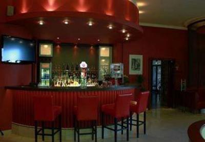 фото отеля Hotel Gromada Pila
