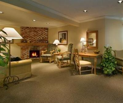 фото отеля BEST WESTERN PLUS Fireside Inn on Moonstone Beach