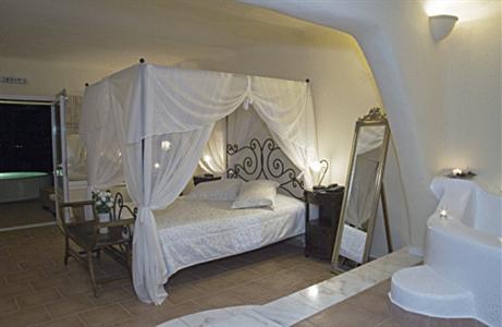 фото отеля Suites of the Gods Spa Hotel