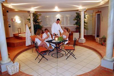 фото отеля Hotel Engel Langenargen