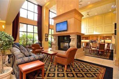 фото отеля Hampton Inn & Suites LangleySurrey