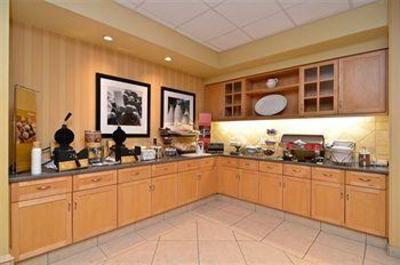 фото отеля Hampton Inn & Suites LangleySurrey