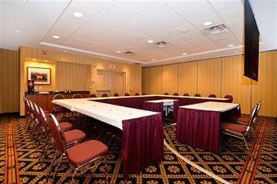 фото отеля Hampton Inn & Suites LangleySurrey