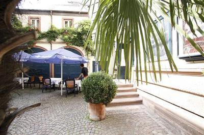 фото отеля Hotel Schiller Freiburg im Breisgau