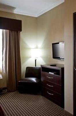 фото отеля BEST WESTERN PLUS Olathe Hotel & Suites