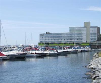 фото отеля Radisson Plaza Hotel - Harbourfront Kingston