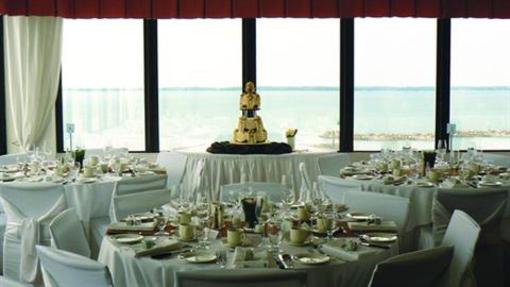 фото отеля Radisson Plaza Hotel - Harbourfront Kingston